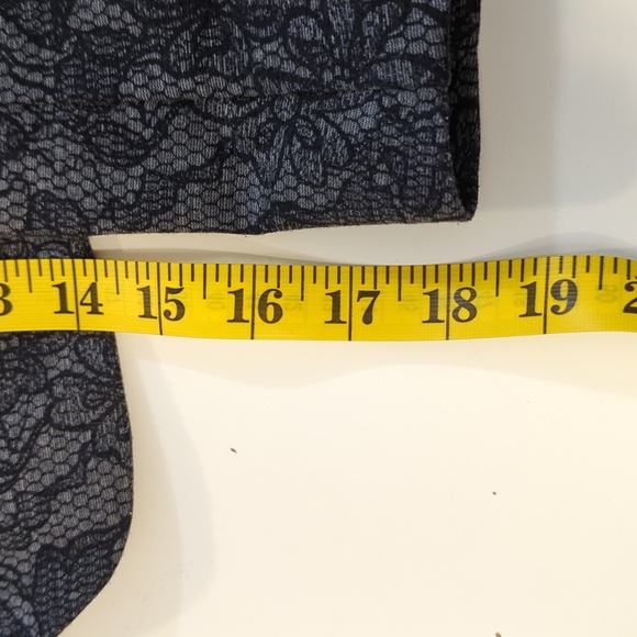 RW&CO Grey Lace & Floral Pattern Blazer - Picture 8 of 8